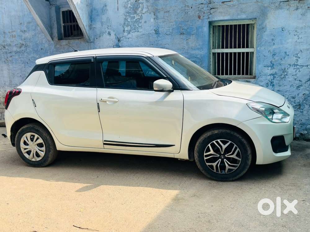 Swift 1.2 Vxi 2022 Petrol First Owner