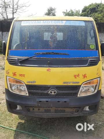 tata magic express tyre price