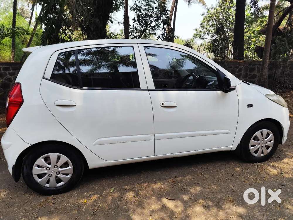 Hyundai I10 2011 Cng & Hybrids Good Condition