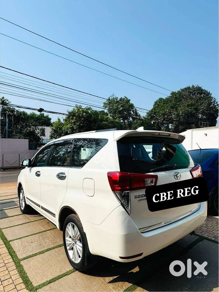 Toyota Innova Crysta 2.8z Automatic, 2016, Diesel