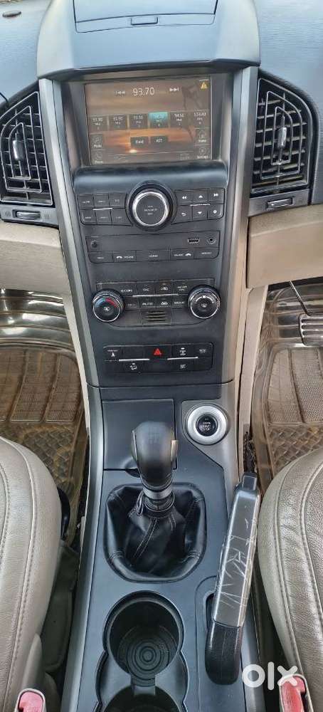 Mahindra Xuv500 2.2 W10, 2015, Diesel