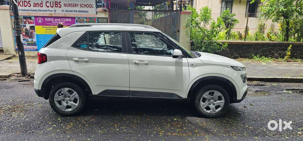 Hyundai Venue S, 2019, Petrol