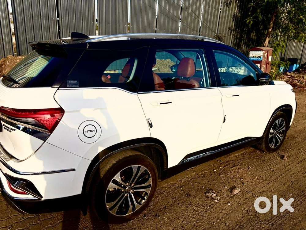 Mg Hector Plus (petrol - 2021 - 6 Seater- Top Model)