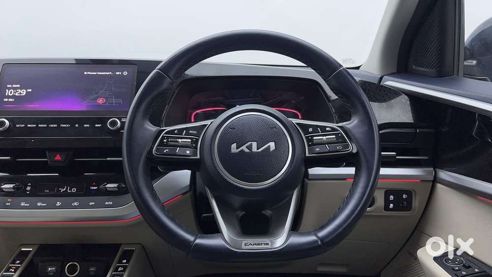 Kia Carens 1.5 Luxury Plus Turbo Dct 7 Str, 2023, Petrol