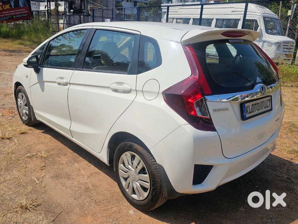 Honda Jazz 1.2 S I-vtec At, 2016, Petrol