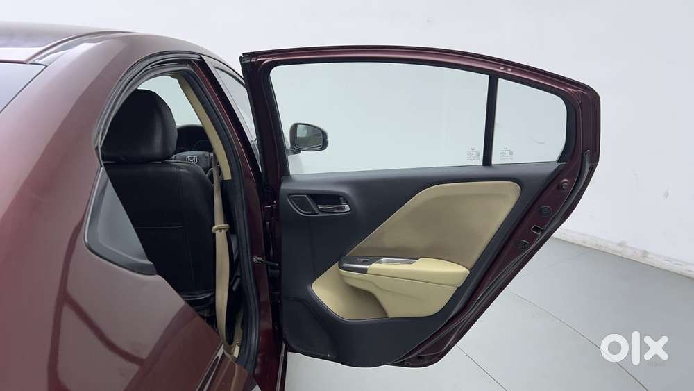 Honda City I-vtec S, 2015, Petrol