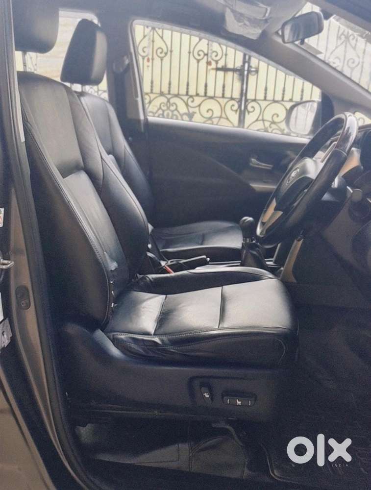 Toyota Innova Crysta 2.8 Z, 2017, Diesel