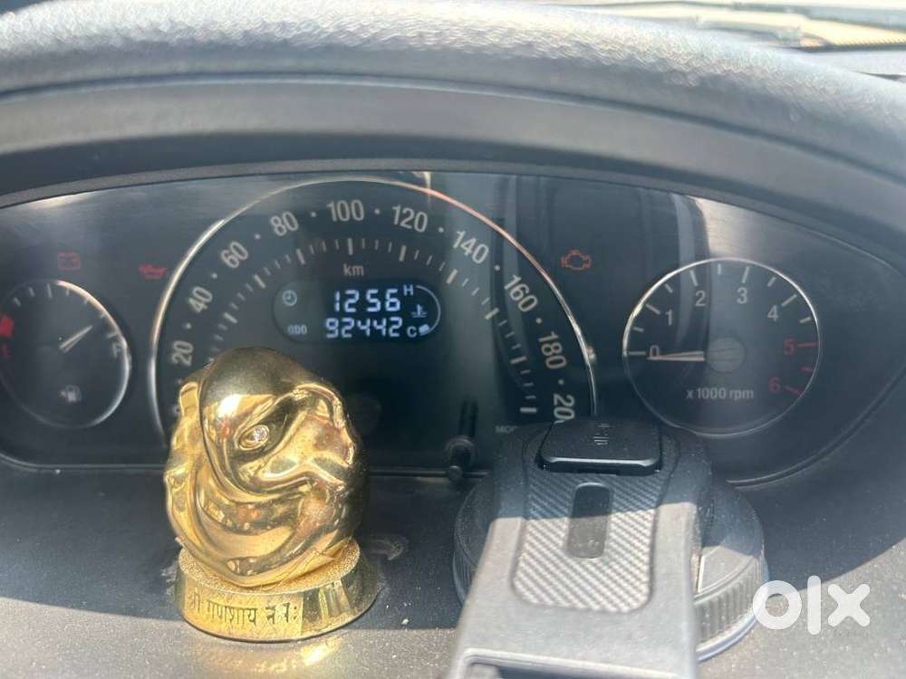 Tata Indica Vista Car Urgent Sale In Great Condition (all 4 Tyres New)