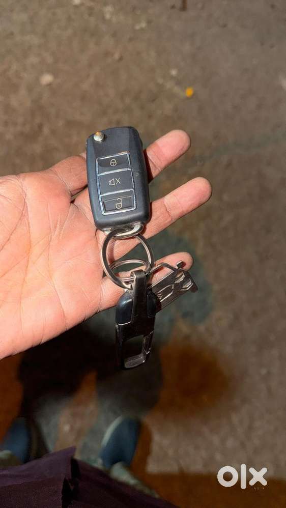 Swift 2013 Maruti Lxi