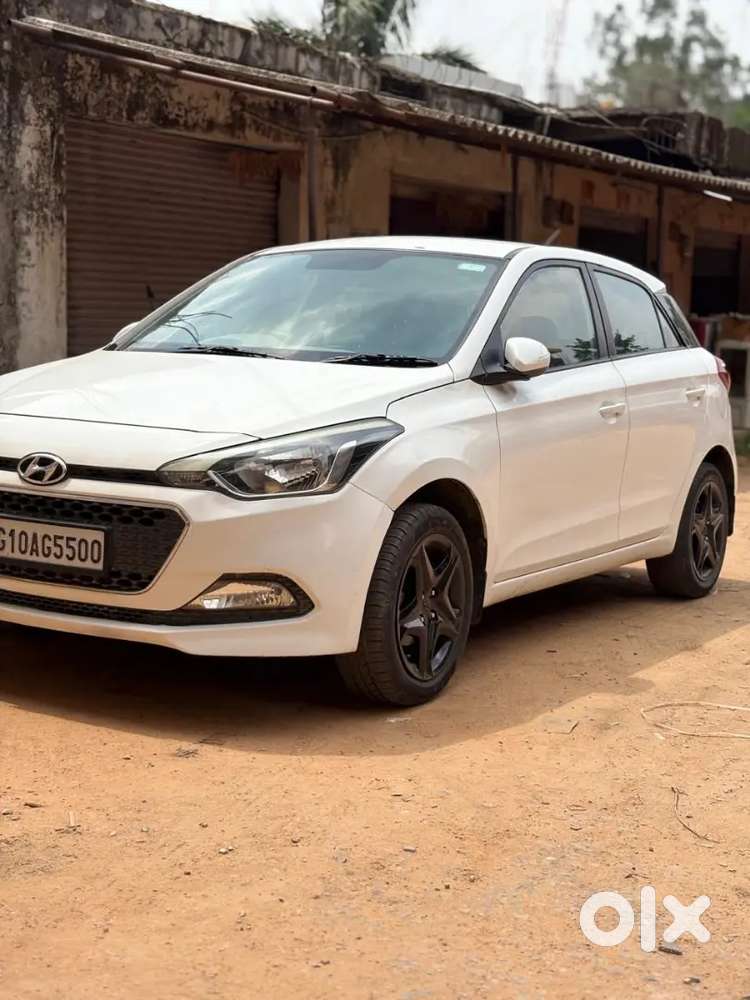 Hyundai I20 Asta 2017 Option Gadi Bhout Acchi Condition Me H