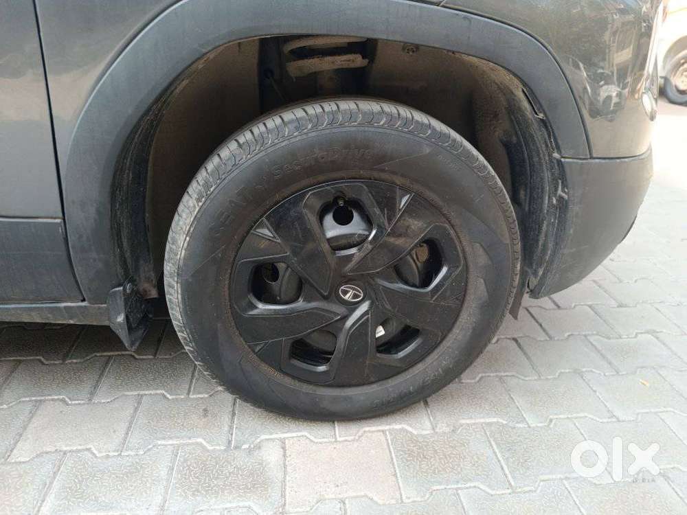 Tata Punch Camo Adventure Mt, 2023, Petrol