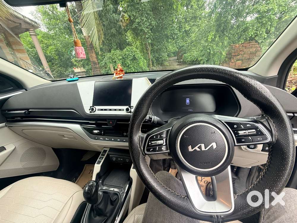 Kia Carens Petrol Manual 2022