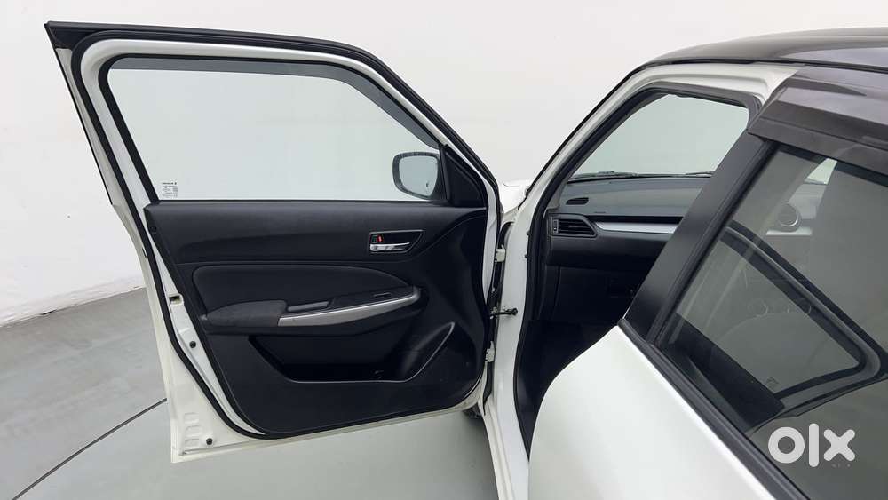 Maruti Suzuki Swift Zxi Plus Amt Dual Tone, 2022, Petrol