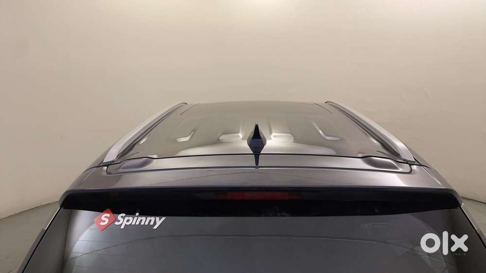 Maruti Suzuki Grand Vitara 1.5 Alpha Plus Intelligent Hybrid Ecvt, 2..