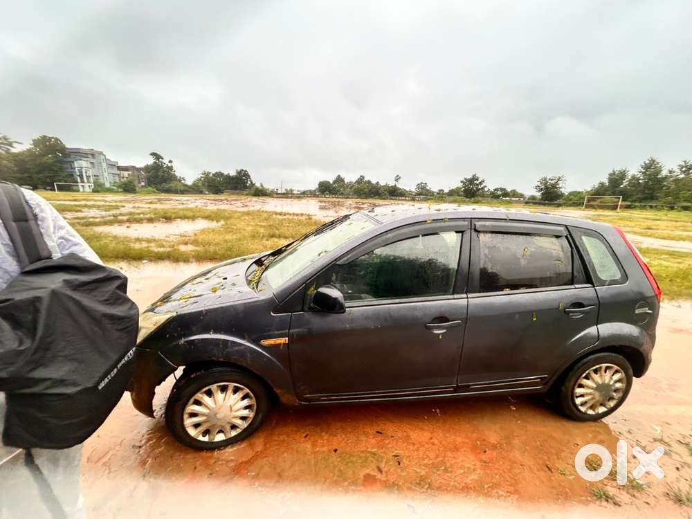Ford Figo 1.2 Petrol 2010