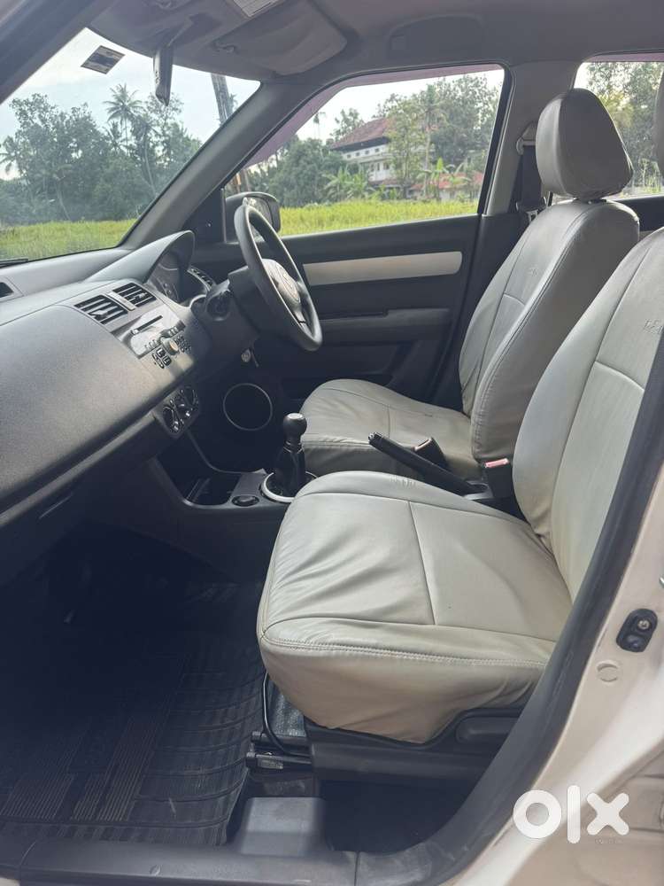 Maruti Suzuki Swift Dzire 1.2 Vxi Bsiv, 2011, Petrol