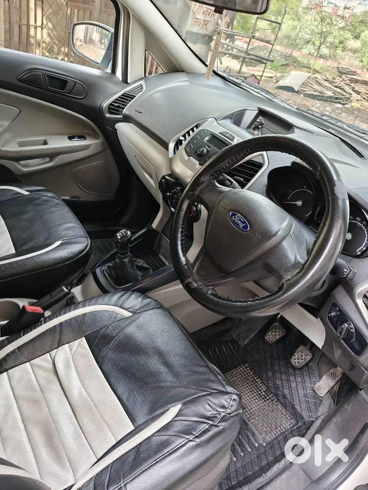 Ford Ecosport Petrol 2015 -