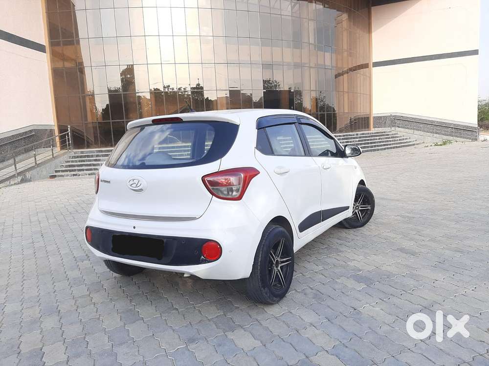Hyundai Grand I10 1.2 Crdi Sportz, 2017, Diesel