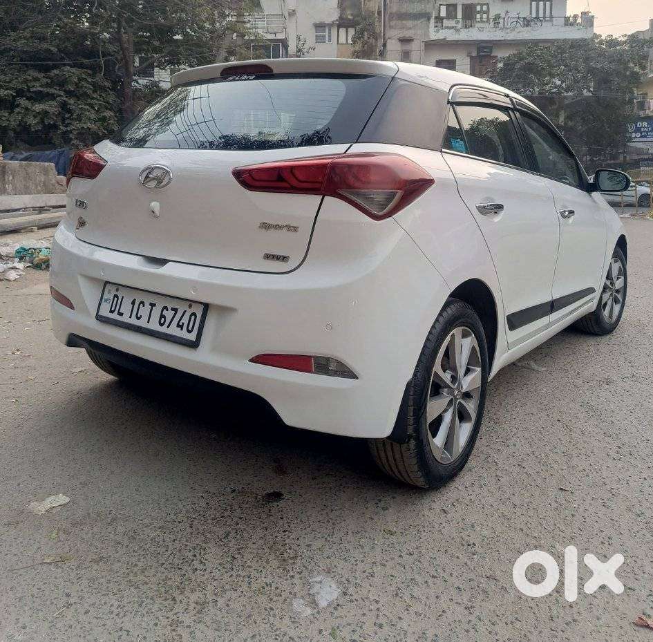 Hyundai Elite I20 Sportz (o) 1.2, 2015, Petrol