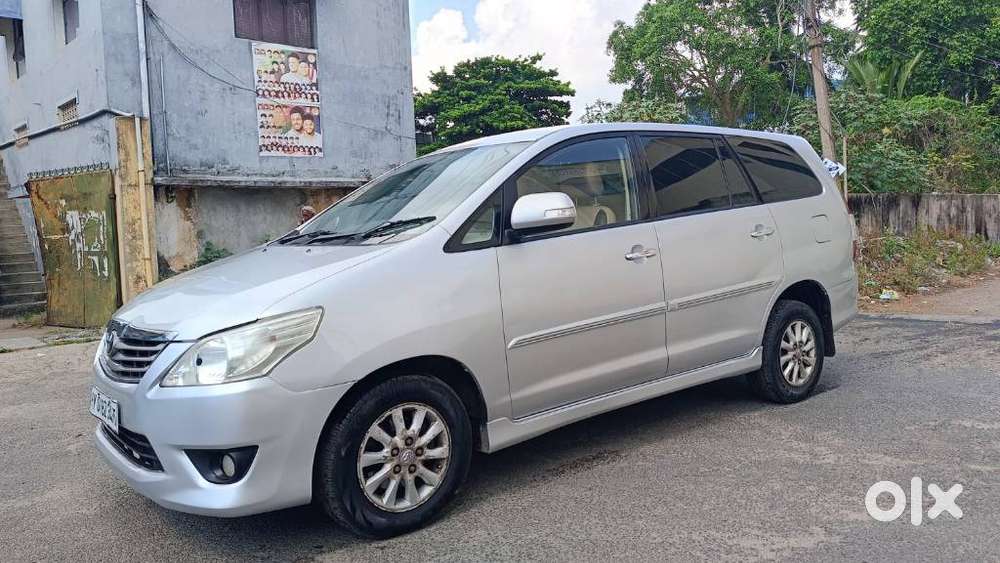 Toyota Innova 2.5 Vx 8 Str, 2013, Diesel