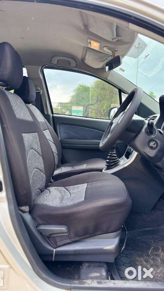 Maruti Suzuki Ritz Vxi, 2011, Petrol