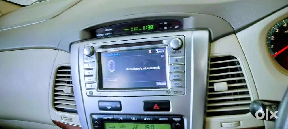 Toyota Innova 2014 Diesel 137000 Km Driven