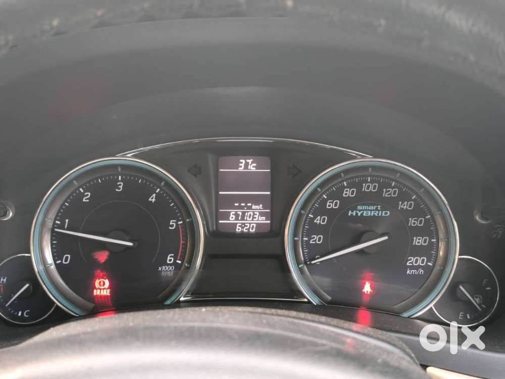 Maruti Suzuki Ciaz 1.5 Zeta Shvs Mt, 2017