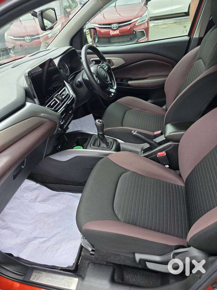 Toyota Urban Cruiser Taisor V 1.0 Petrol Mt, 2024, Petrol