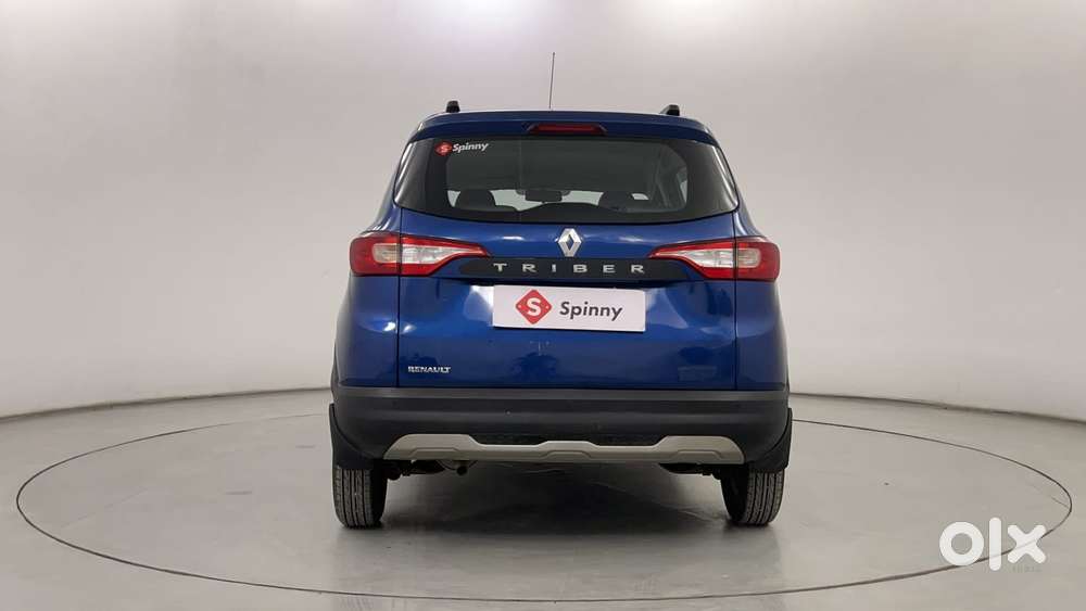 Renault Triber Rxt, 2022, Petrol