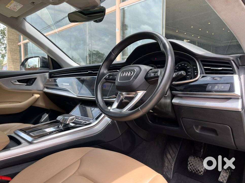 Audi Q8 3.0 Celebration Edition, 2021, Petrol