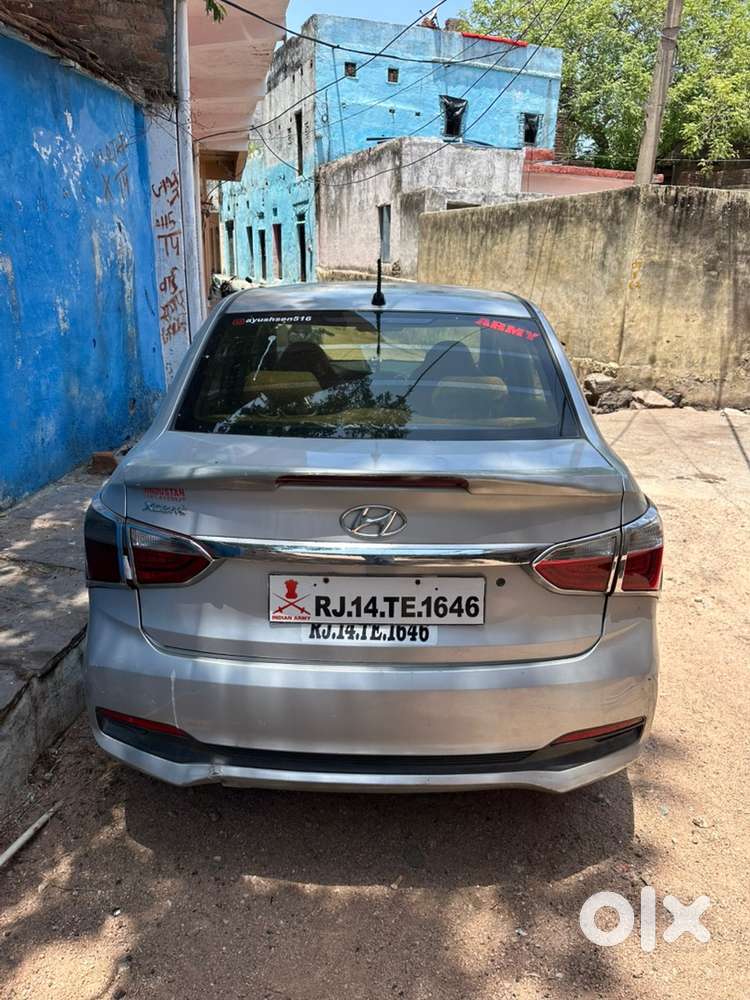 Hyundai Xcent 2018 Car