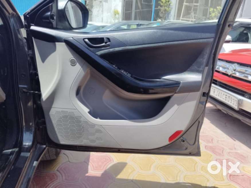 Tata Nexon 1.2 Revotron Xm Plus (s), 2018, Petrol