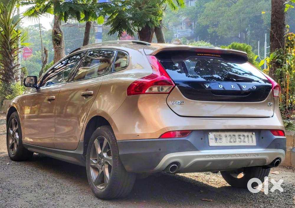 Volvo V40 Cross Country D3 Inscription, 2015, Diesel