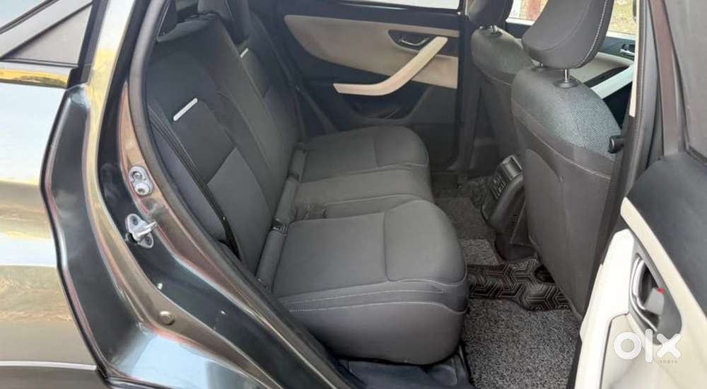2023 Tata Nexon Petrol Manual