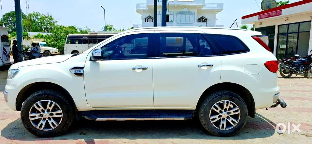 Ford Endeavour Titanium 2.2 4x2, 2018, Diesel