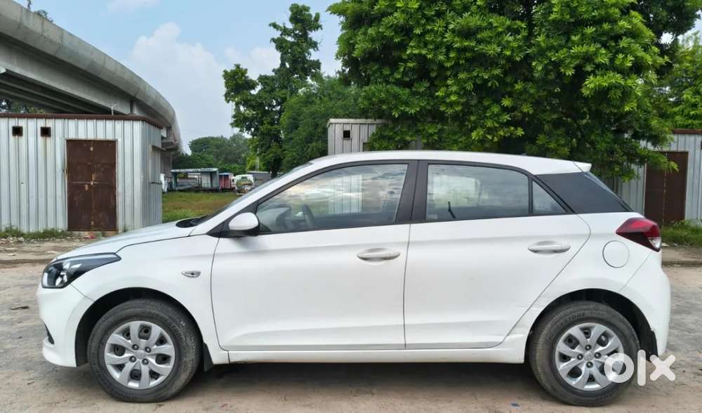 Hyundai Elite I20 [ ] 1.2 Magna Executive, 2017, Petrol