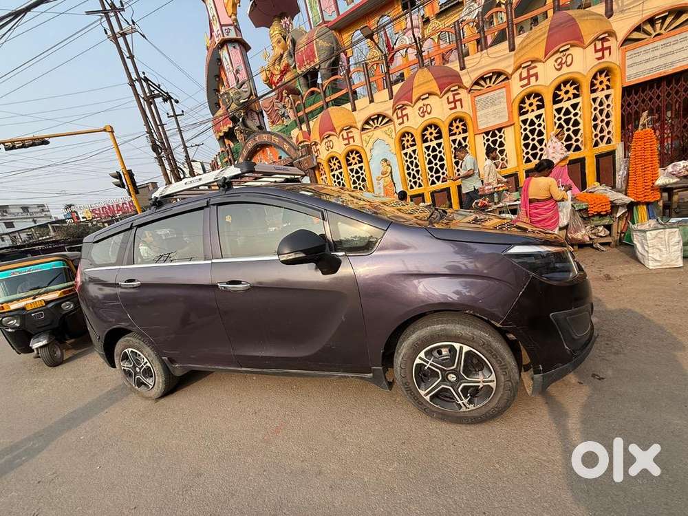 Mahindra Marazzo 2020 Diesel 60000 Km Driven