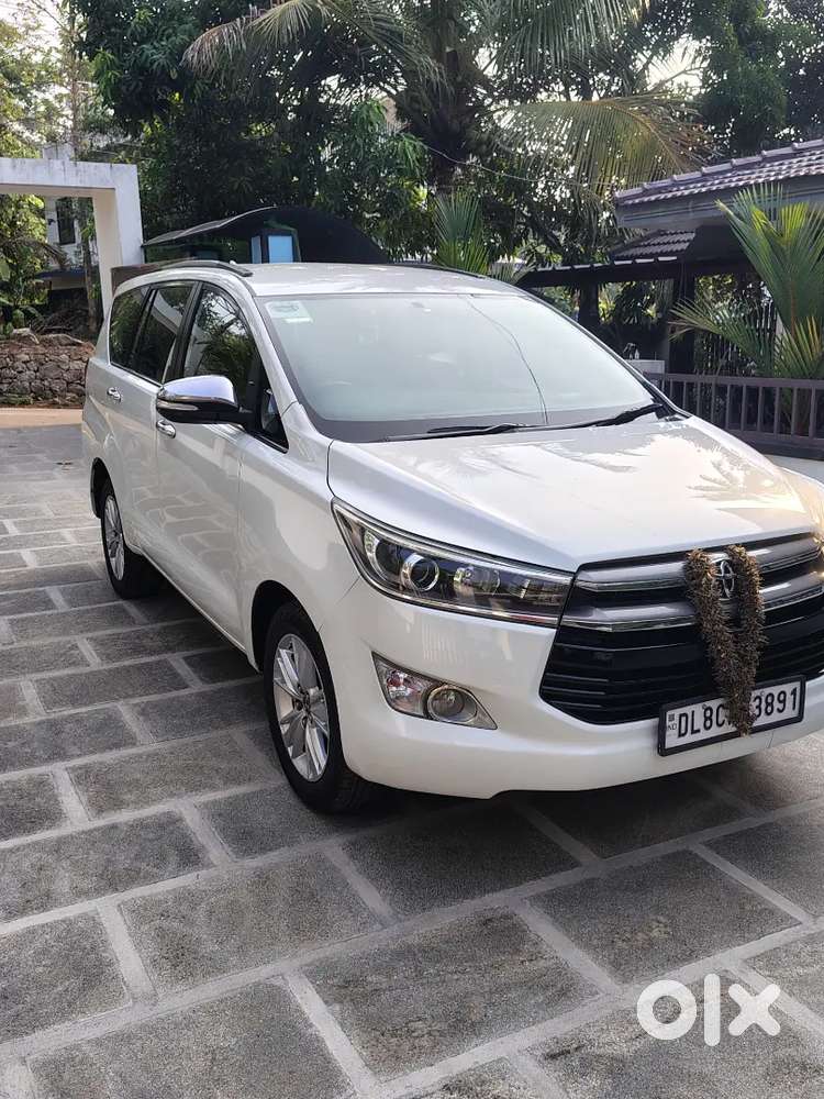 Toyota Innova Crysta Z 2016 Diesel Automatic