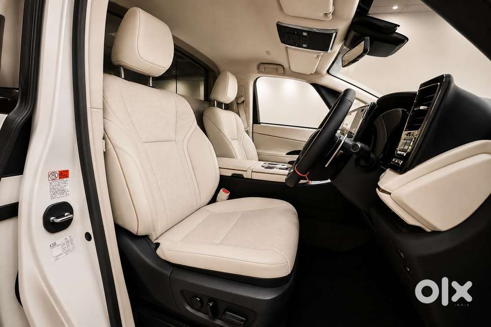 Lexus Lm 350h 4 Str Ultra Luxury, 2025, Diesel