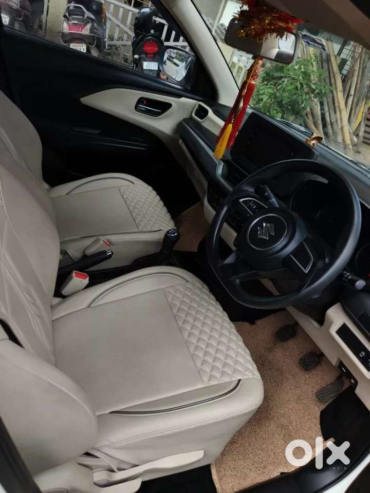 Maruti Suzuki Dzire 1.2 Vxi Amt, 2025, Petrol