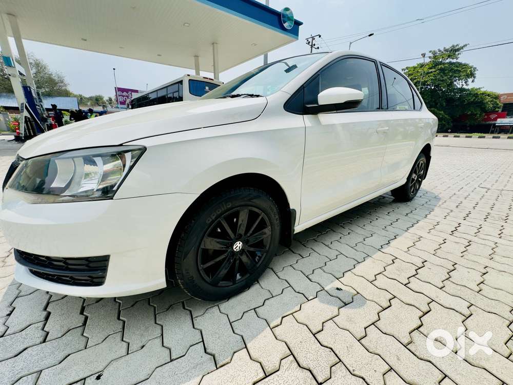 Skoda Rapid [2016-2020] 1.6 Active Plus Mpi, 2019, Petrol