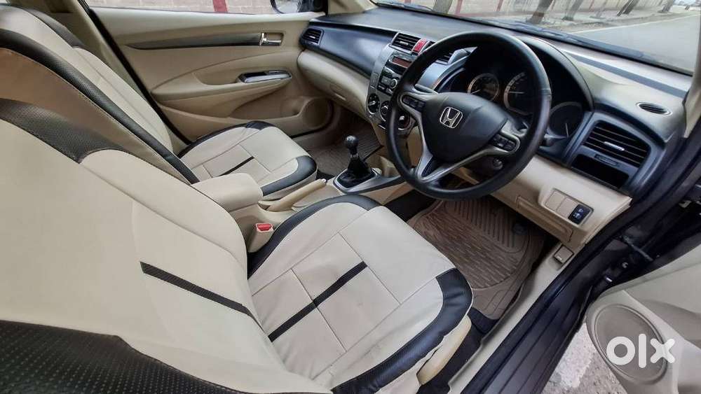 Honda City V Mt Exclusive, 2013, Petrol