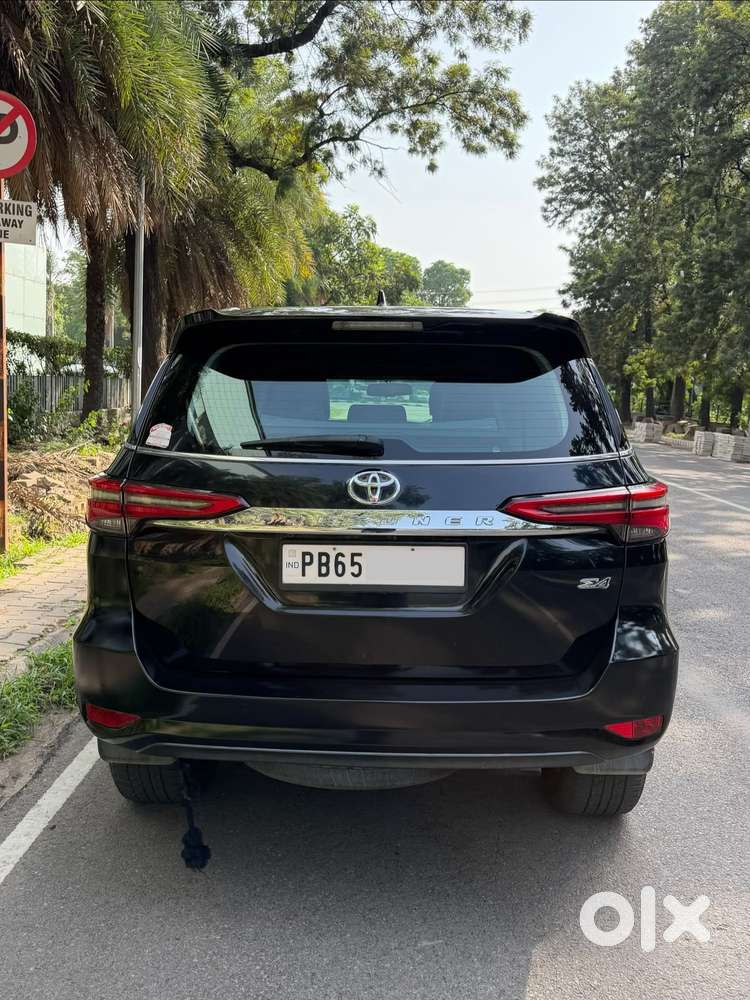 Toyota Fortuner 4x4 At 2.8 Diesel, 2022, Diesel