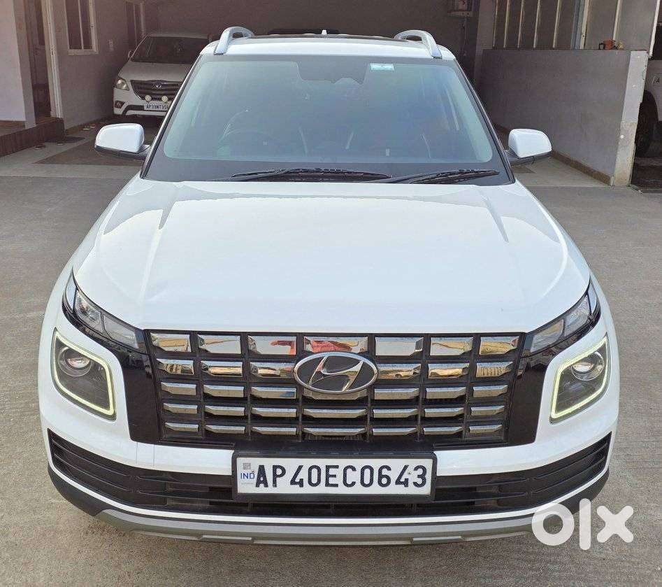 Hyundai Venue 1.0 Sx (o) Turbo Dct, 2024, Petrol