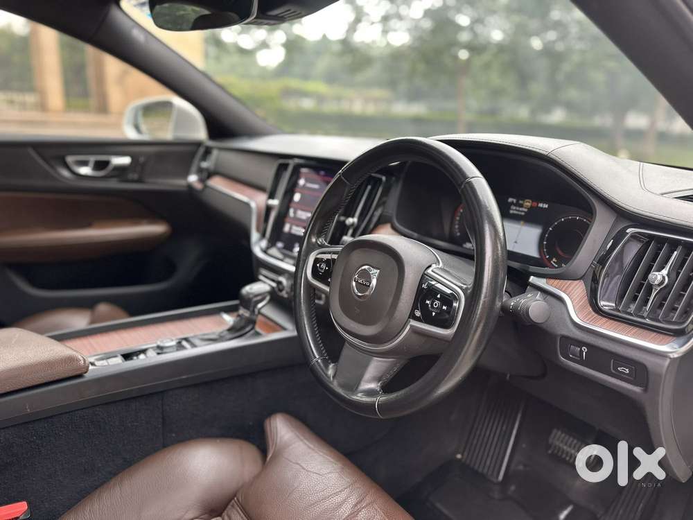 Volvo S60 T4 Inscription, 2021, Petrol