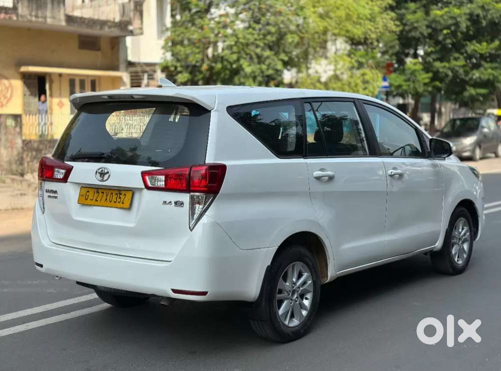 Toyota Innova Crysta [2020-ongoing] 2.4 Gx 8 Str, 2017, Diesel