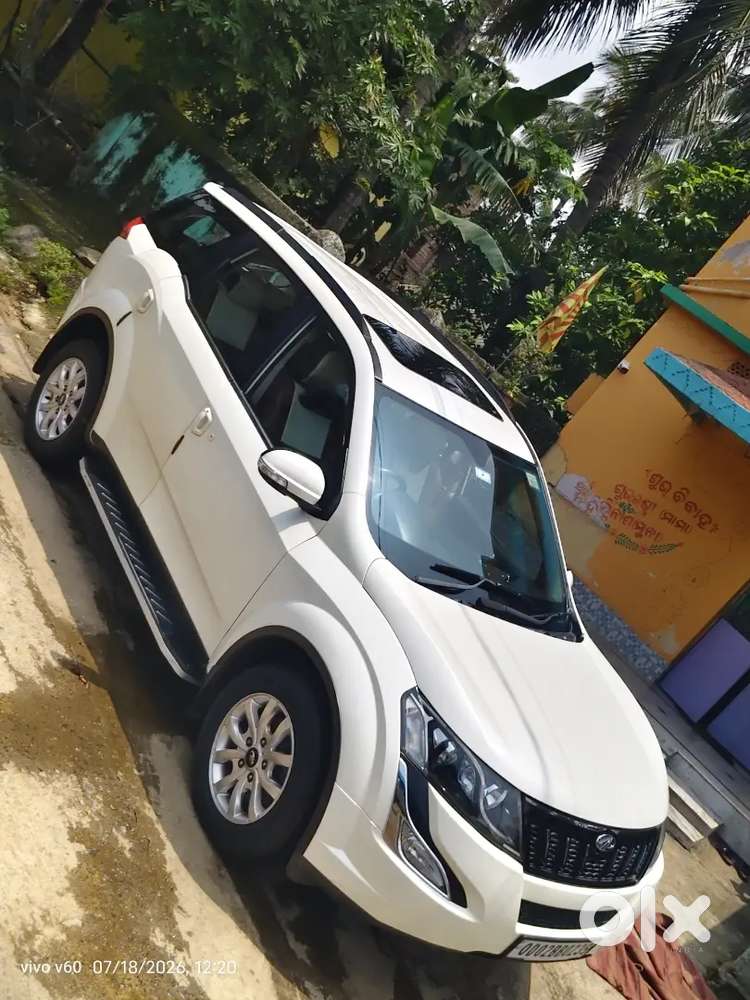 Mahindra Xuv500 2.2 W10 2019