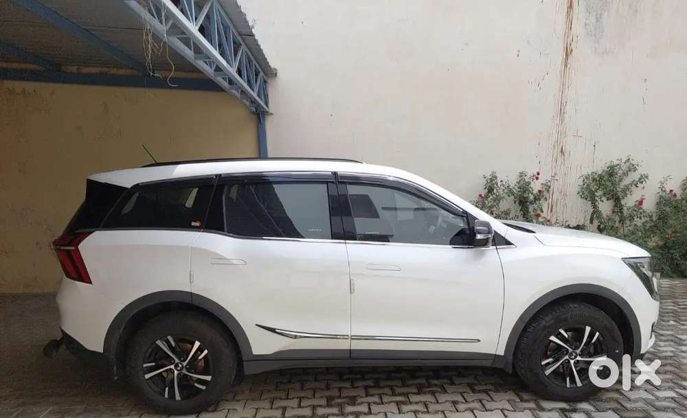 Mahindra Xuv700 Diesel 2023 Excellent Condition