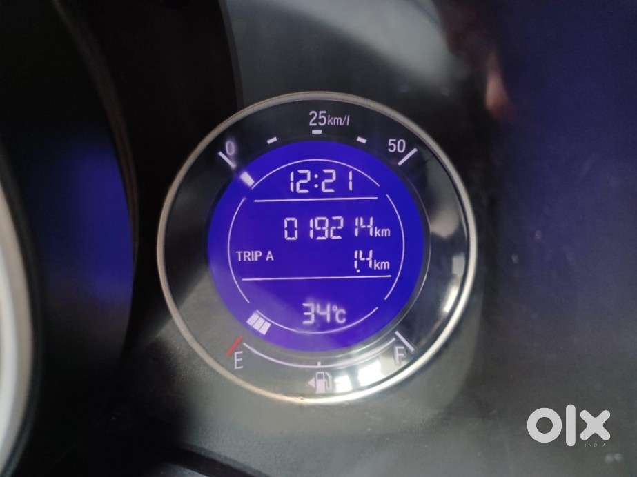 Honda Jazz [2020-2023] 1.2 Vx I-vtec Mt, 2022, Petrol