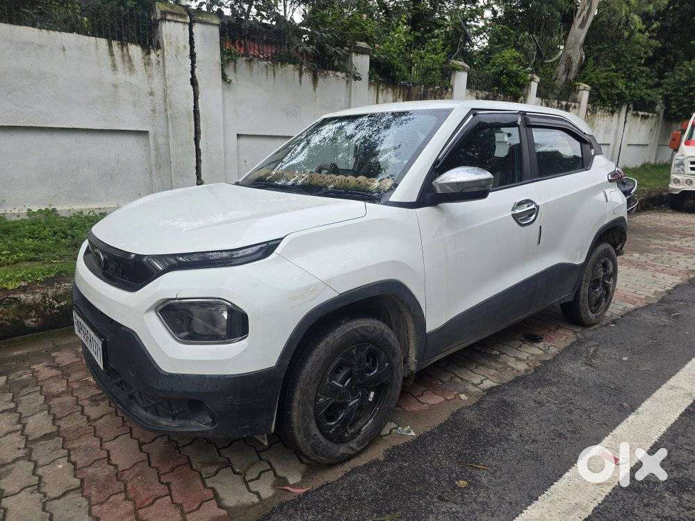 Tata Punch 1.2 Revotron Accomplished Camo Edition, 2025, Petrol
